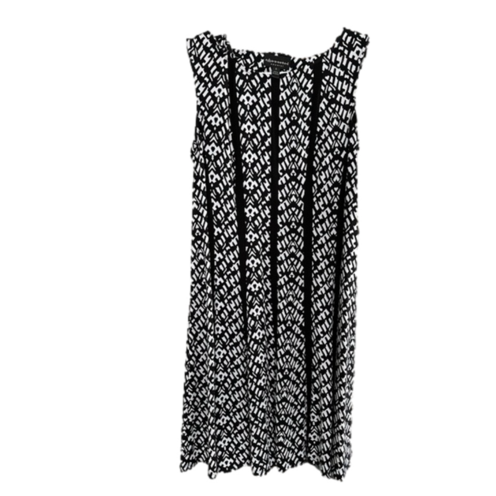 Connected Apparel Black and White Pleated Shift Dress Geometric Print Size 6